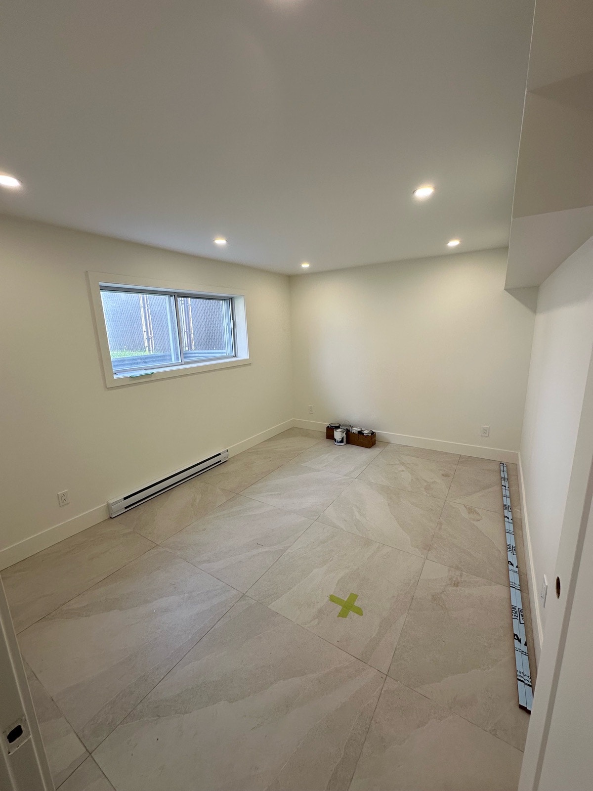 1384 Rue Hennessy — photo 2
