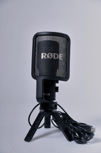 High-Quality Rode NT-USB Microphone - Great Condition