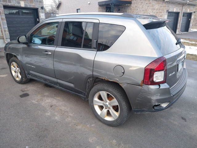 2014 Jeep Compass AS-IS in Cars & Trucks in Ottawa - Image 3