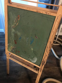 Free easel and mirror/makeup set