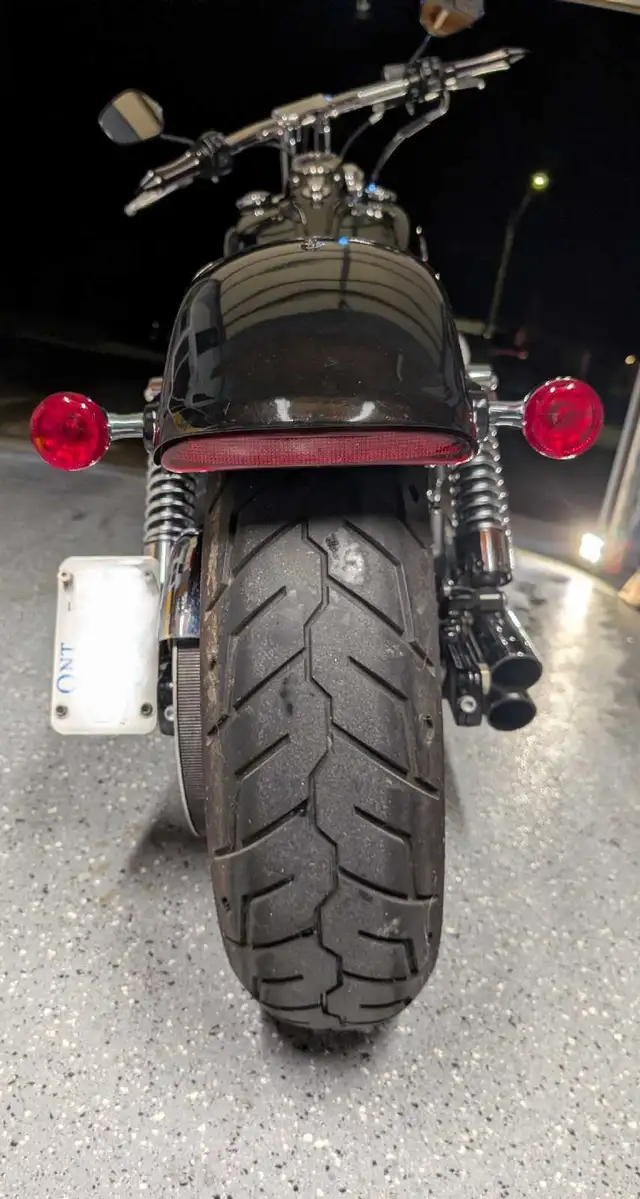 2012 Harley Davidson Dyna Wide Glide in Street, Cruisers & Choppers in Windsor Region - Image 6