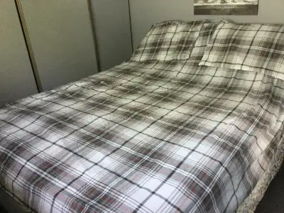 Queen size Duvet it’s grey white red., View more