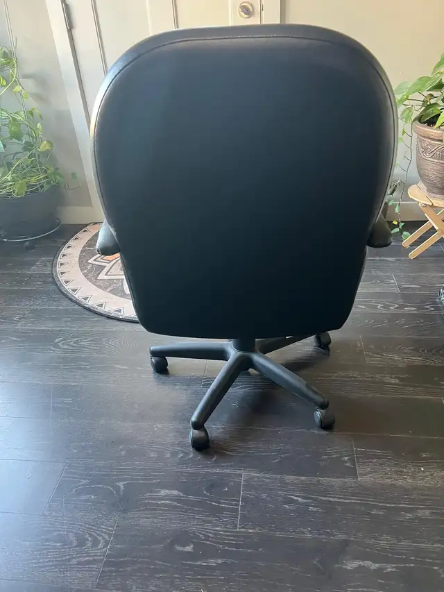 Study Chair 62863730038274121