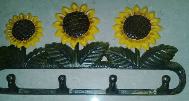 Cast Iron Sunflower key holder in Storage & Organization in Markham / York Region