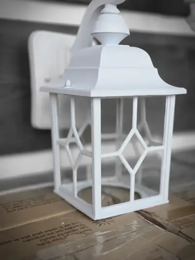 Lanterne extérieur- Exterior fixture. Luminaires G. Gregoire 273, Voir plus