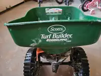 Scott's turf builder fertilizer grass seed spreader