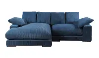New Moes Plunge Sectional *Reg $3330*