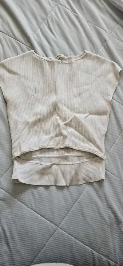 aritzia ribbed top, View more