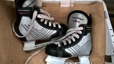 kid's skates size 9J, View more