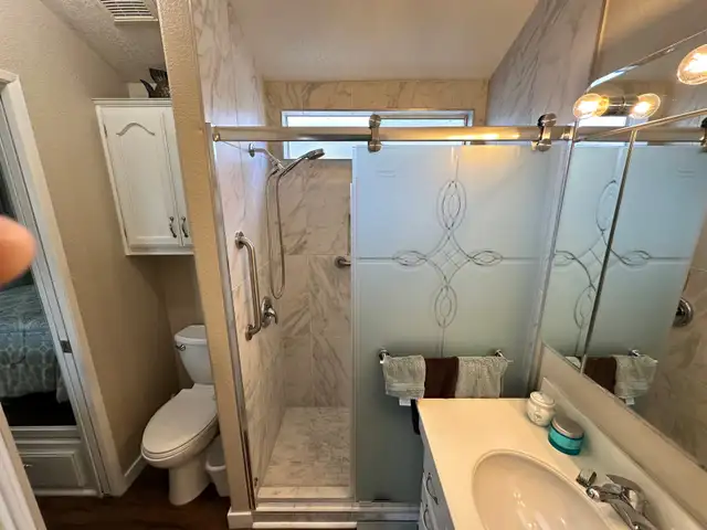 Palm Springs - Park Model  in 55+ Rancho Casa Blanca Resort in California in Canada - Image 8