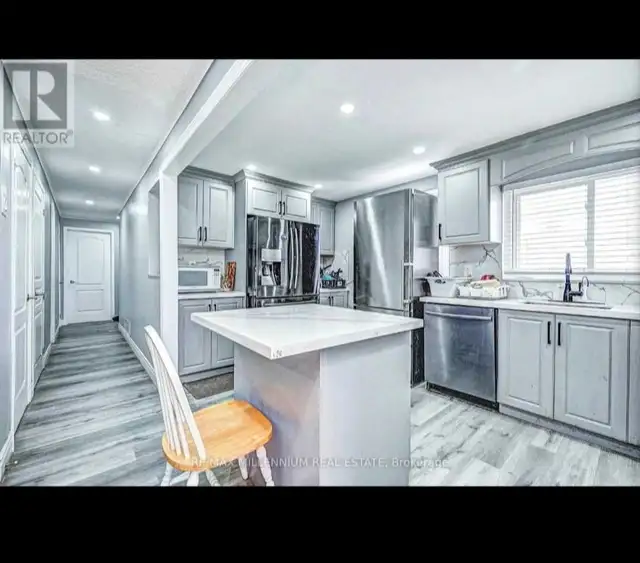 room for rent in Room Rentals & Roommates in Kitchener / Waterloo - Image 5