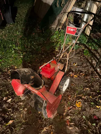 Vintage Toro snow hound 20 , View more
