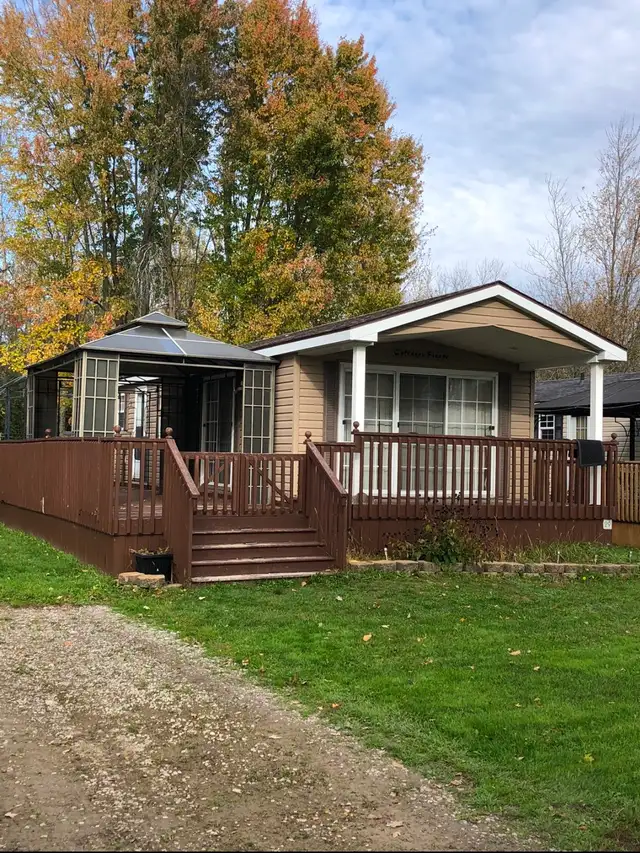 Seasonal cottage/Park model home