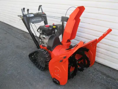 Souffleuse *CHENILLES* ARIENS HYDRO PRO 28  Snowblower Souffleur, View more