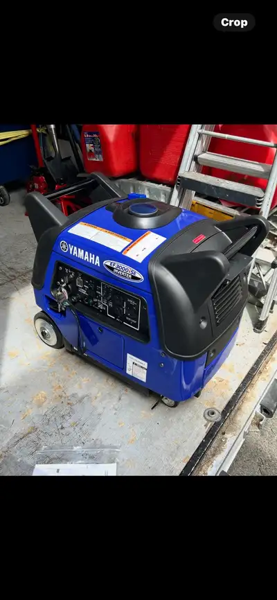 Yamaha 3000 watt inverter, basically new , key or pull start , Works great and quiet run machine . M...