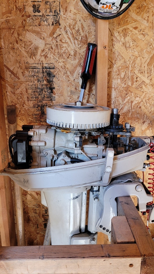 2 boat motors Water Sports Prince Kijiji