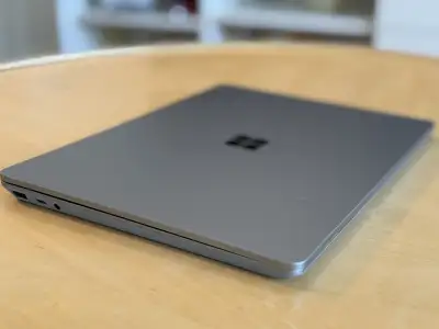 Surface Laptop Go 2 – i5 / 8GB / 128GB – Blue, View more