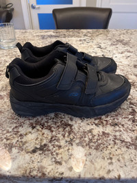Dr Scholl’s Velcro shoes