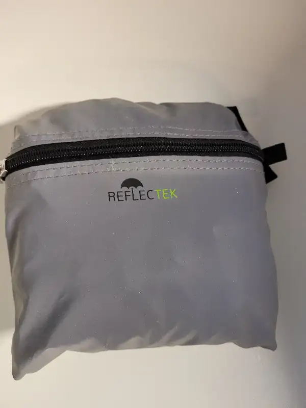 ReflecTEK lightweight backpack foldable in Other in City of Toronto - Image 2