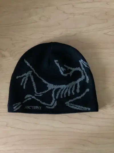 Arc’teryx Original Black/Grey Beanie , View more