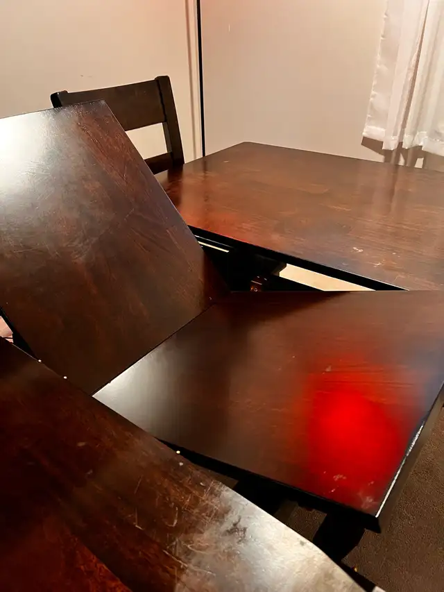 Wood Dinning Set in Dining Tables & Sets in Kingston - Image 6