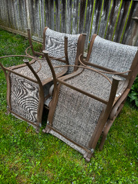 Free outdoor dining table and chairs