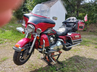 HARLEY DAVIDSON ULTRA CLASSIC MOTORCYCLE