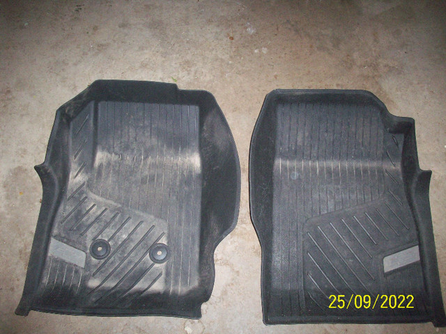 Floor Mats for a Chev Colorado/GMC Canyon in Other Parts & Accessories in Bedford