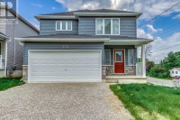 Move In Ready - 3 Bed 3 Bath Single Detached Home