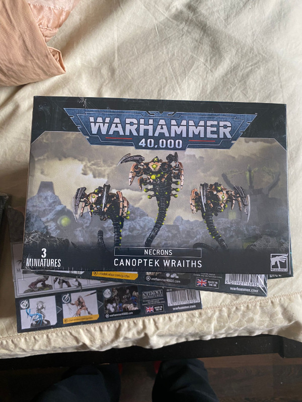 Warhammer 40K Necrons Canoptek Wraiths in Toys & Games in Regina