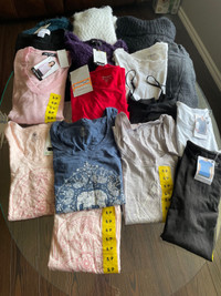 GROUP OF 17 NEW LADIES SIZE SMALL TOPS 