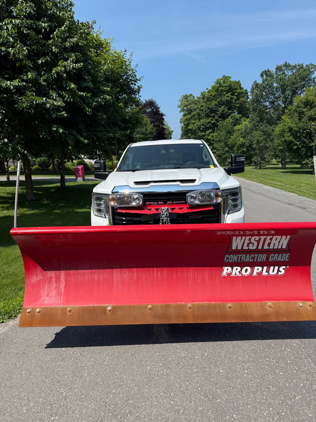 2021 GMC Sierra in Cars & Trucks in Ottawa
