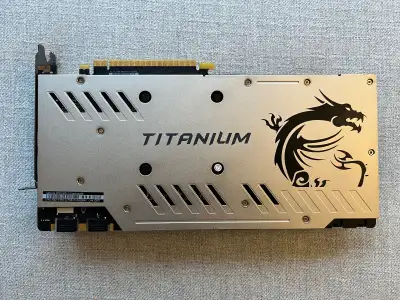 Works great, very quiet. Customizable lighting. Never used for mining. Also selling: 1600W psu Xeon...