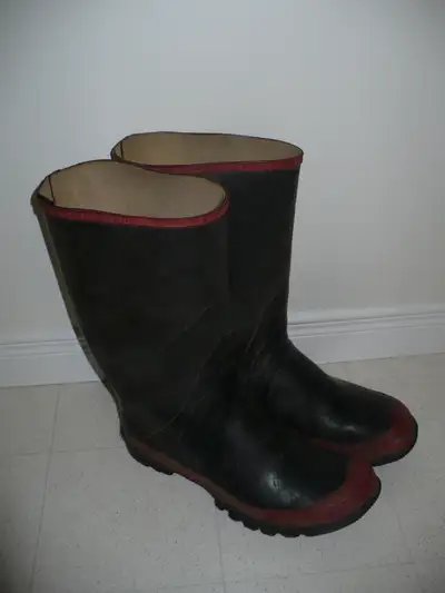 Botte en caoutchouc, View more