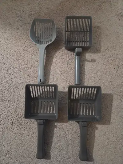 4 Cat Litter Scoops, Various Sizes (3 New), View more