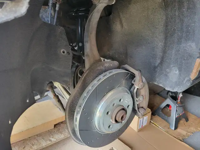 Audi A4 201163384461111811122