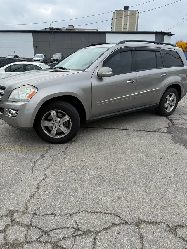 Mercedes gl 581029143731906561