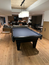 BRAND NEW BILLIARD TABLE FOR SALE-PERFECT FOR YOUR GAMR ROOM