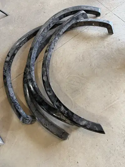 F150 wheel mouldings. Message for more information.