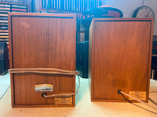 Nordmende 5002 vintage receiver in Stereo Systems & Home Theatre in City of Toronto - Image 4