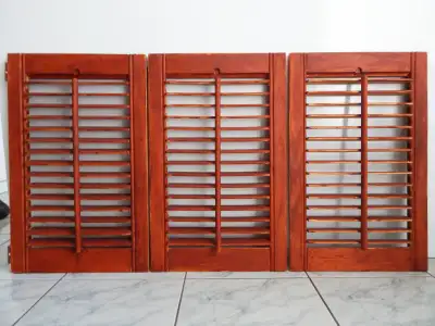 3x persiennes en bois--15 po largeur x 24 po hauteur (chaque), View more