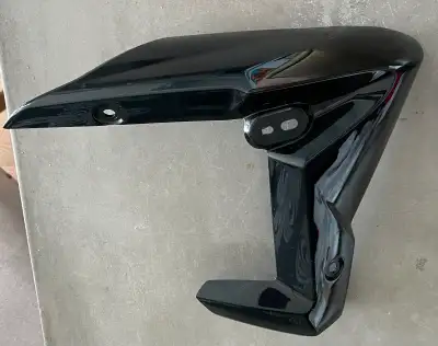 Triumph Street Triple 675 Right Rad Cowl Phantom Black Triumph part number T2309064-PR In excellent...