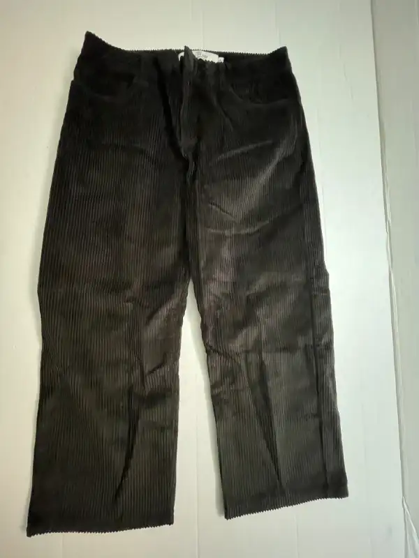 Topman Men's Pants - Size 32 in Men's in Calgary - Image 2