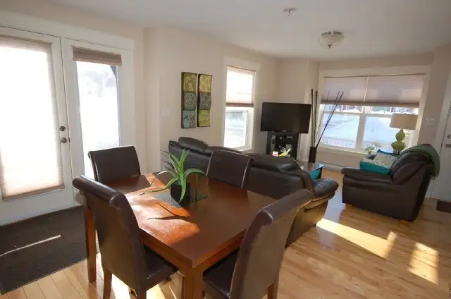 Townhouse style condo for rent in downtown Charlottetown in Long Term Rentals in Charlottetown - Image 4