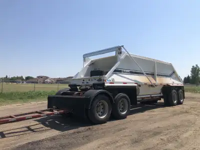 2006 Midland quad axle clam dump gravel trailer New rear suspension pedestals New electric tarp New...