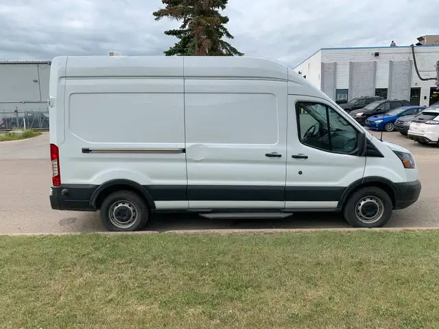 **2017 Ford Transit High Roof (T-250) – SOLD AS IS**62863215319554121