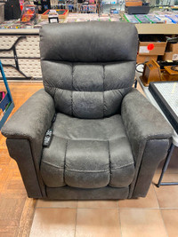 Pride Viva Lift! Powered Recliner With Sit / Stand Assistance