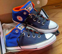 Youth converse shoes 