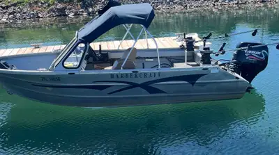 2001 Harborcraft 162 SK Aluminum Boat Package w/ Garmin– 50HP Evinrude 4-Stroke 19k OBO For sale is...