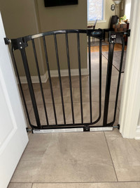 Baby/Dog Gate (Dream Baby) Swing Closed Security Gate (Black)